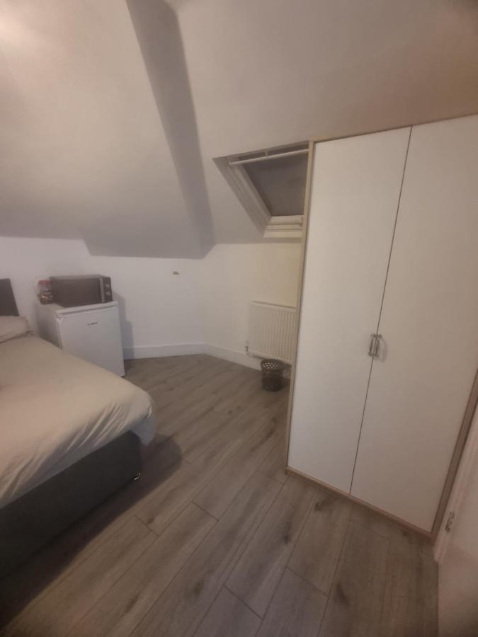 4 With Bathroom In Levenshulme Hospedagem domiciliar Manchester